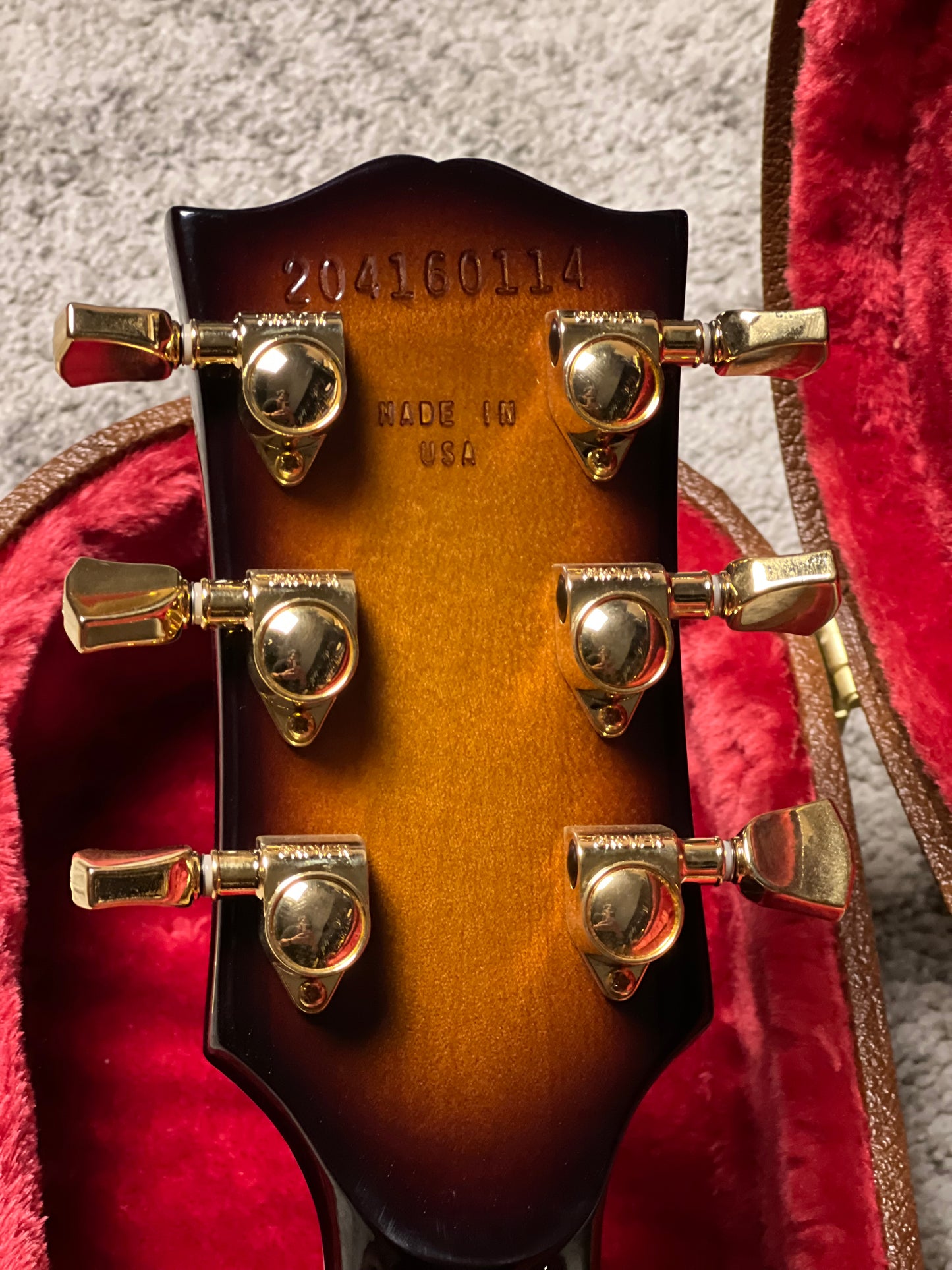 Gibson Les Paul Custom 70s w/Case in Tobacco Burst 204160114