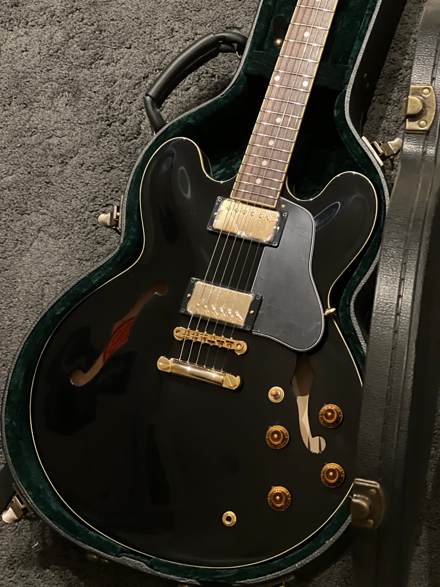 Tokai ES172G BB Vintage Series Semi Hollow Black Beauty 1941073