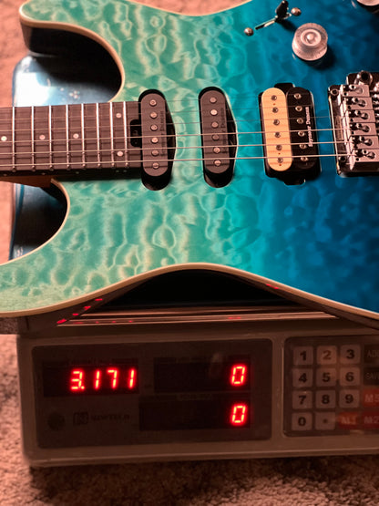 Charvel Pro-Mod Plus Dinky DK24 HSS QM in Blue Curaçao ICC2602200 (USED)