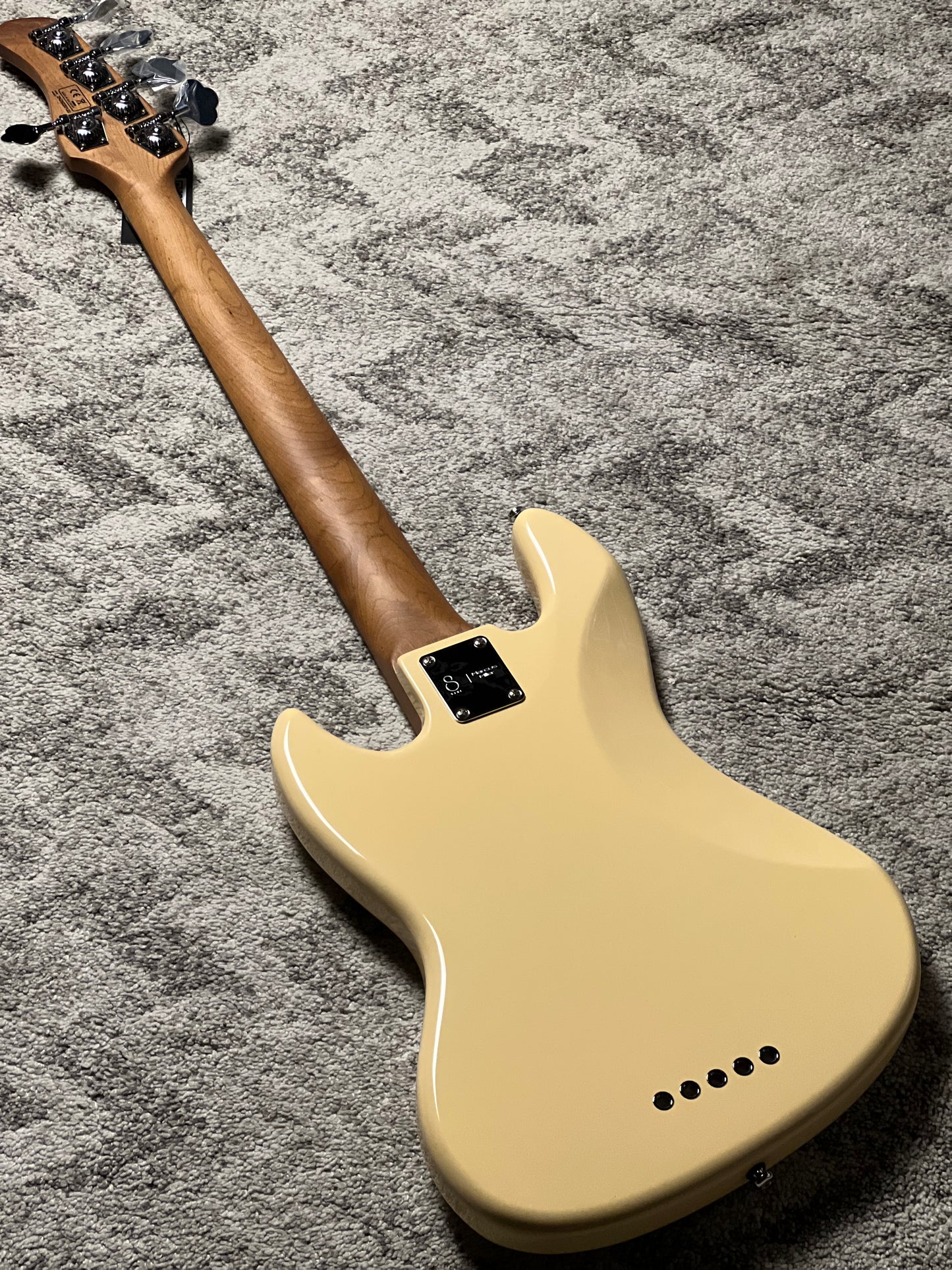 Sire Marcus Miller V5 Alder-5 St in Vintage White