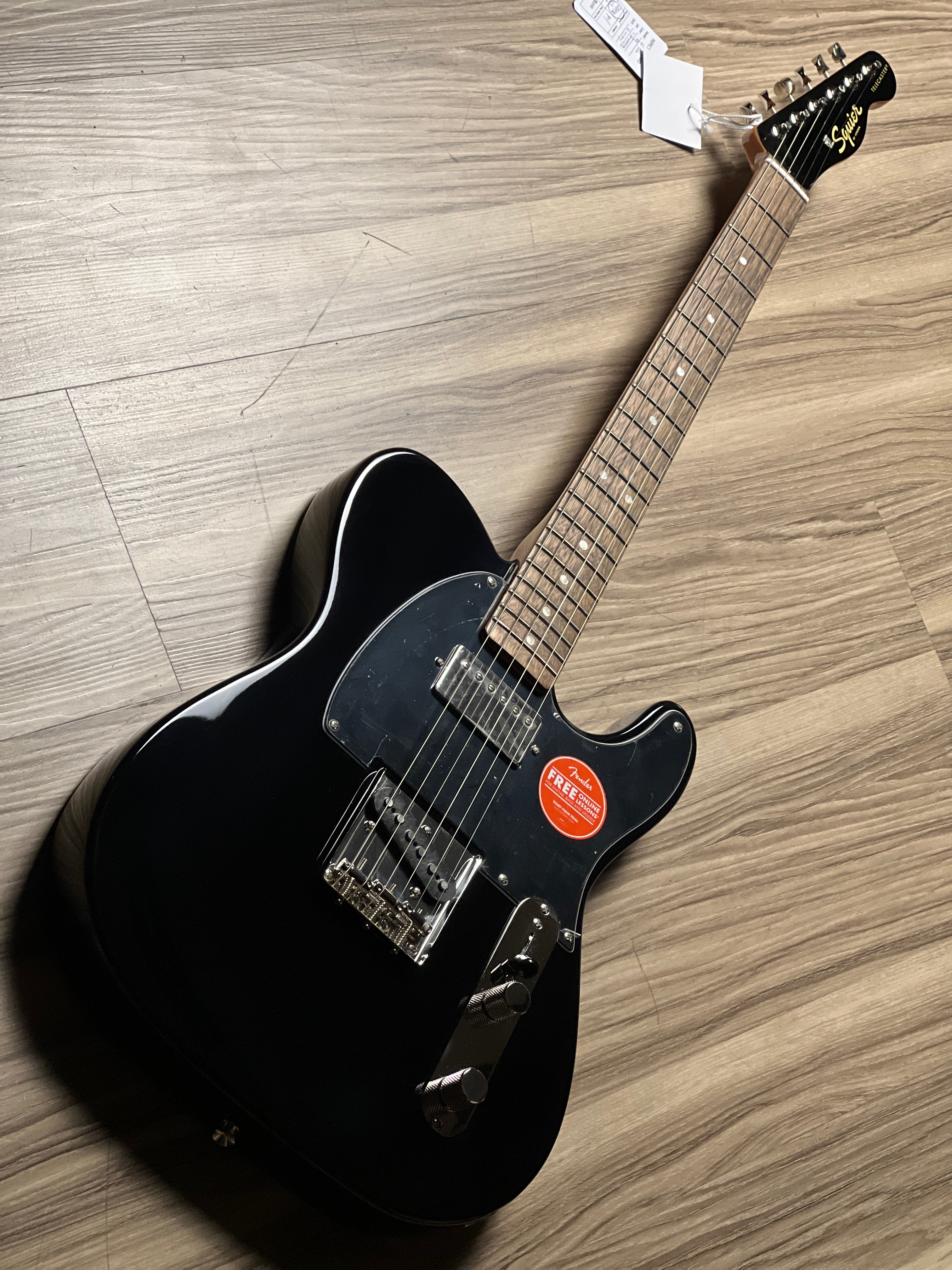 Squier Limited Ed Classic Vibe 60s Telecaster SH with Laurel FB in