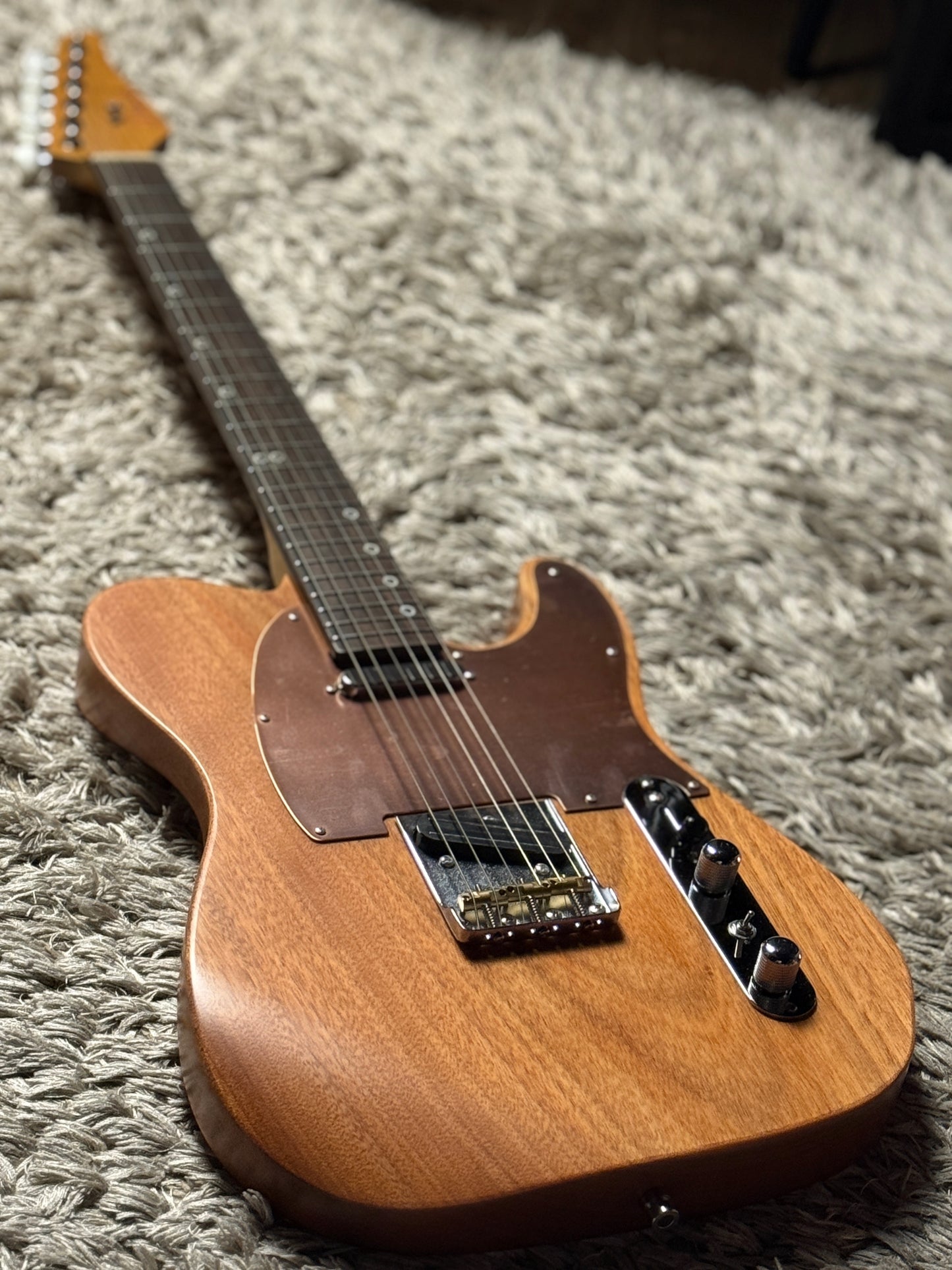 Dhatarattha Classic DTL in Natural Mahogany with Rosewood FB