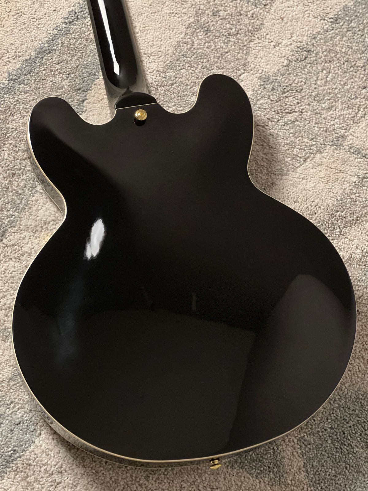 Soloking SH-335 Heritage in Ebony Black with Gold Hardware