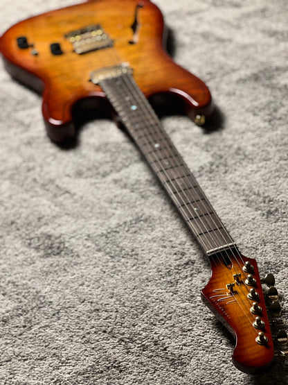 UW GuitarWorks Jazz Pop ST in Amber Burst