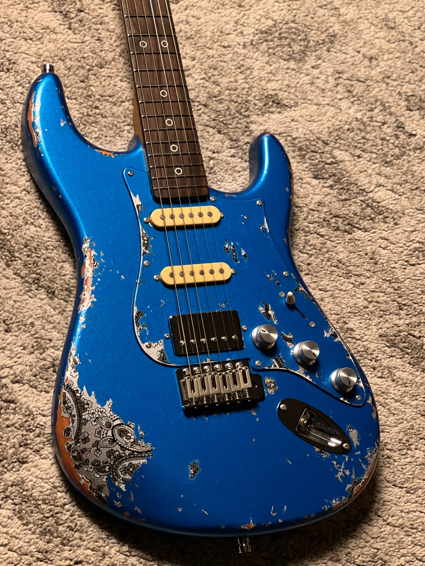 Dhatarattha Performance DST HSS in Blue over Black Paisley with RW FB and Nitrocellulose Lacquer Relic Level 2
