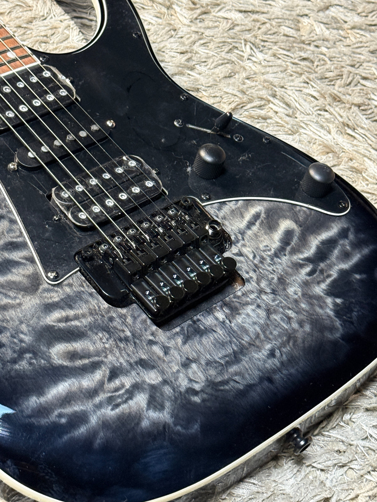 Ibanez RG450QMB-TGB in Transparent Gray Burst I261000621 (USED)