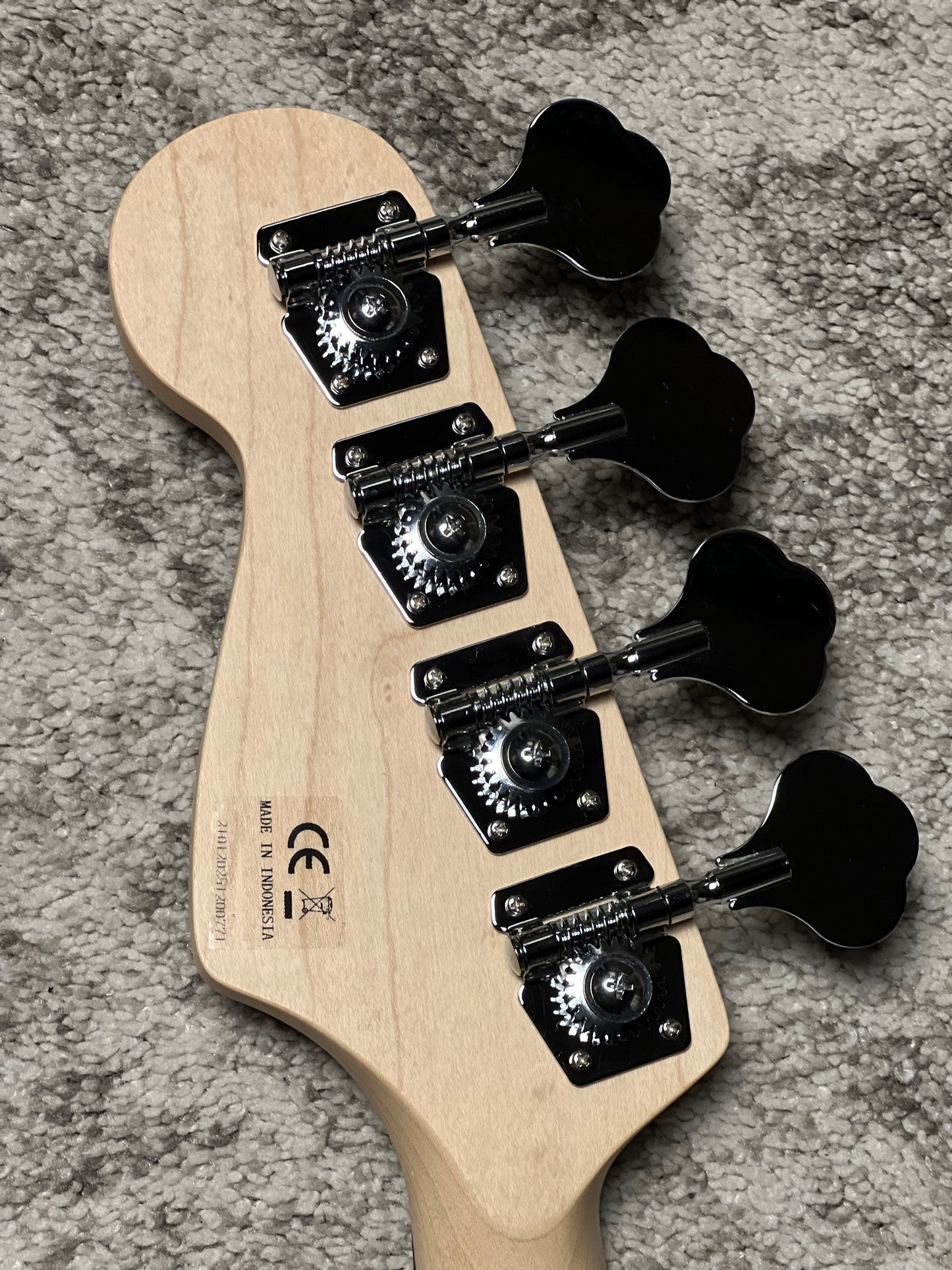 SLX Sparrow 70s Special Essentials with Maple FB in Vintage Natural