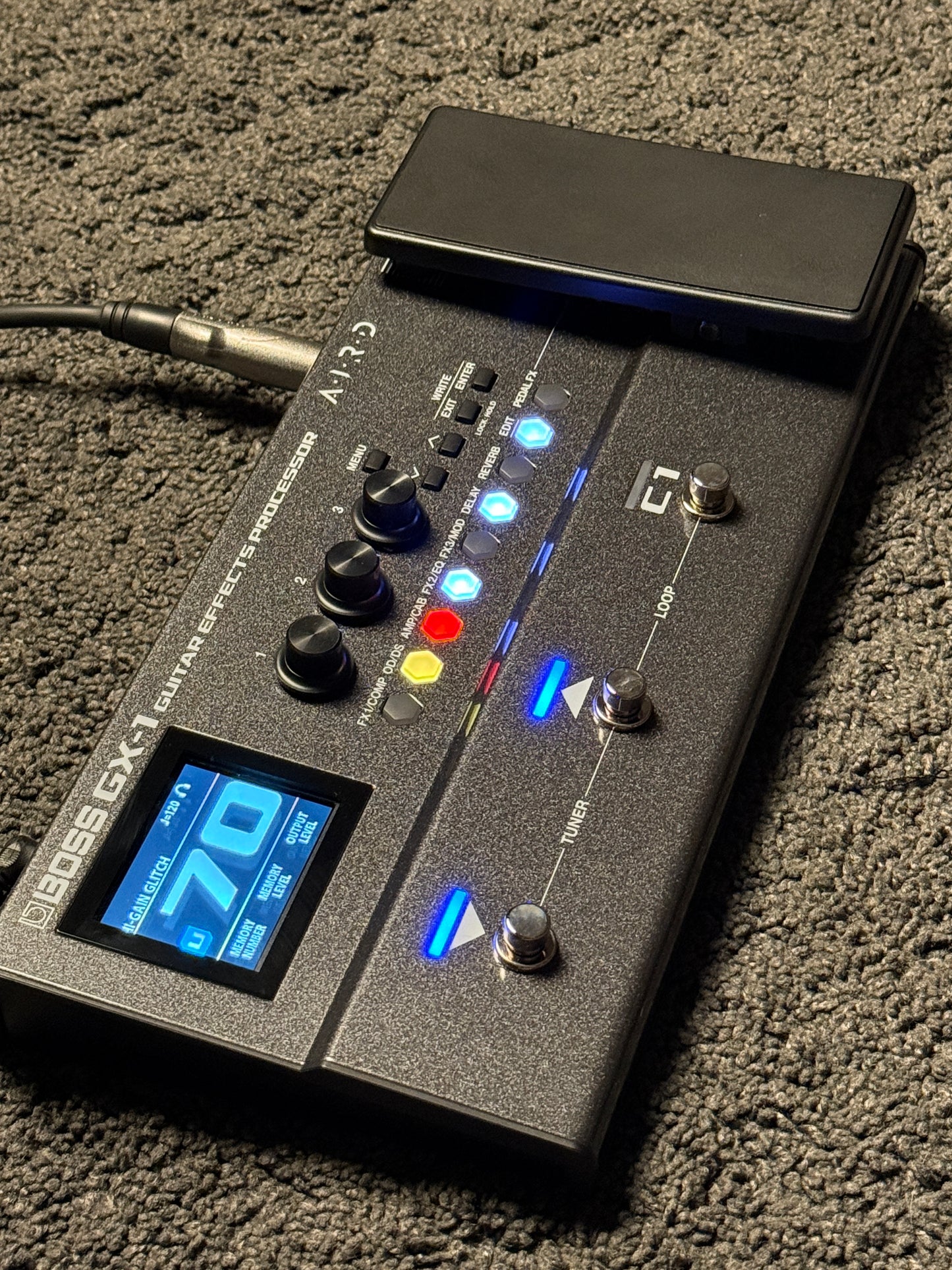 Boss GX-1 Guitar Multi-effects Pedal –