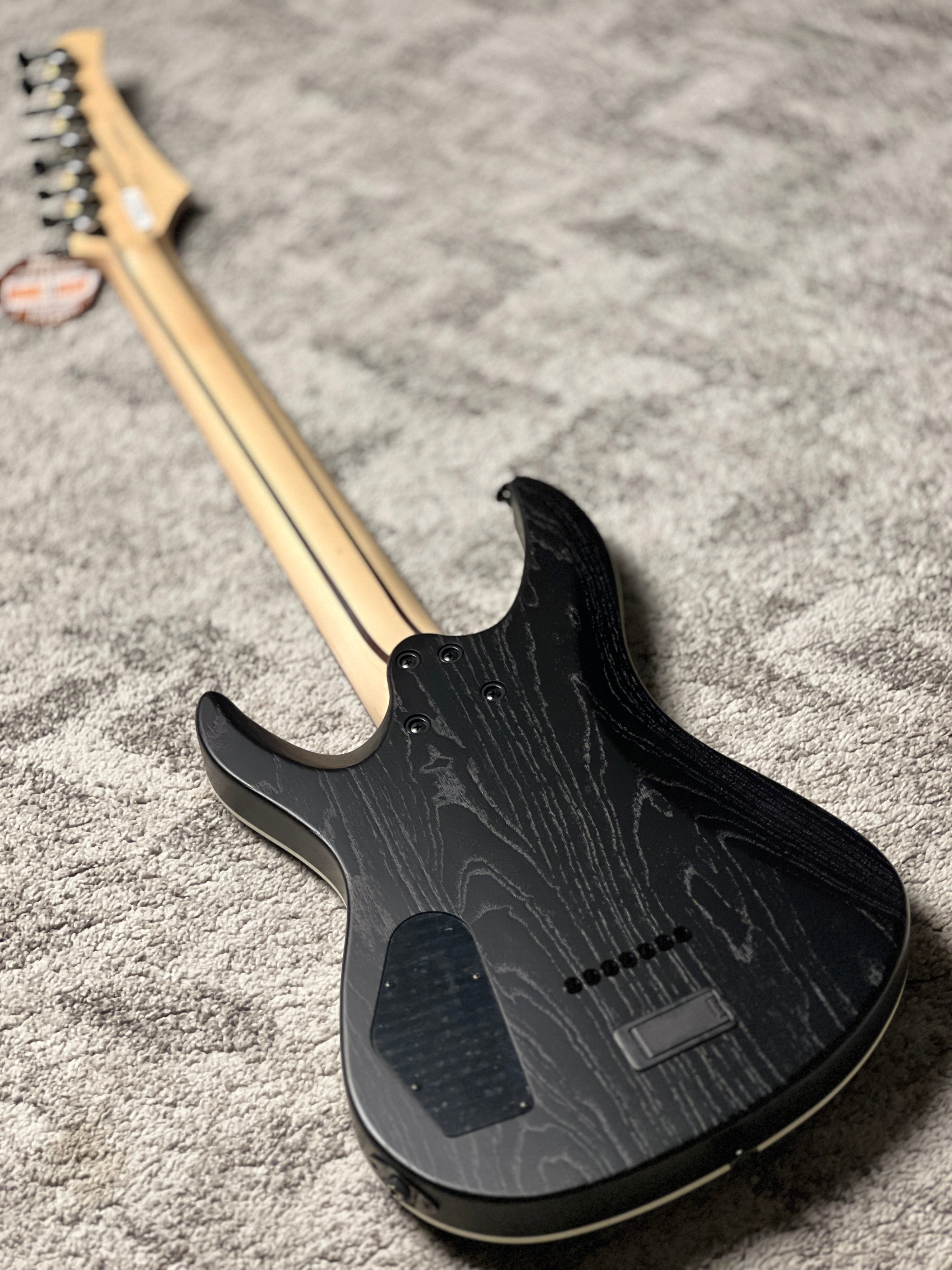 Fujigen FGN JMY72-ASH-E/OPB in Open Pore Black – nafiriguitar.com