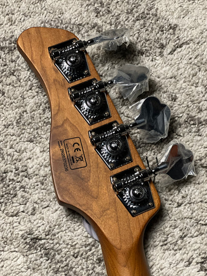 Sire Marcus Miller V8 SWAMP ASH 4 String in Natural w/Bag