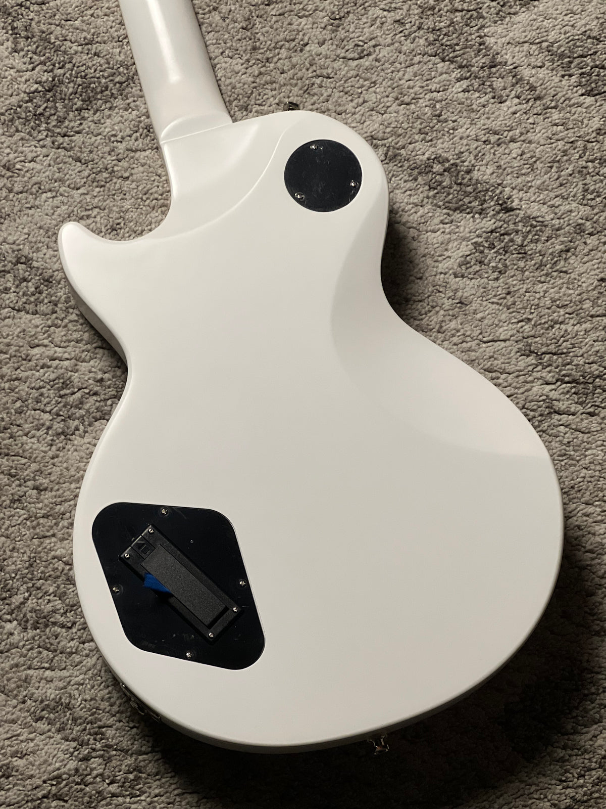 Epiphone Les Paul Prophecy Inspired by Gibson in Aged White Tiger