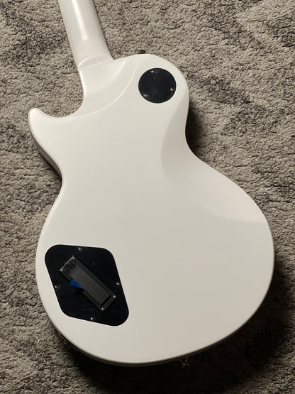 Epiphone Les Paul Prophecy Inspired by Gibson in Aged White Tiger