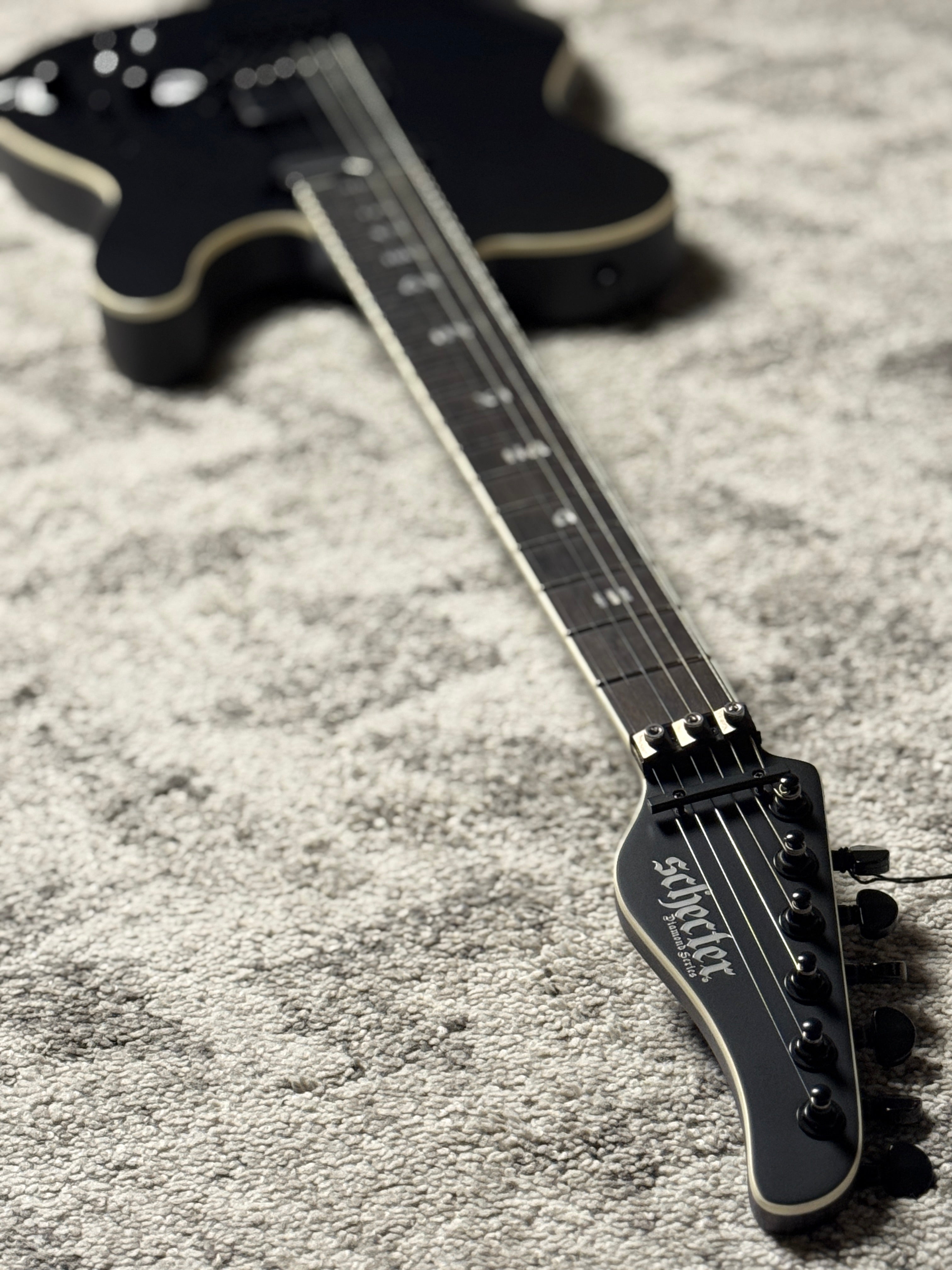 Schecter PT FR-S SLS Elite Evil Twin in Satin Black W26010892