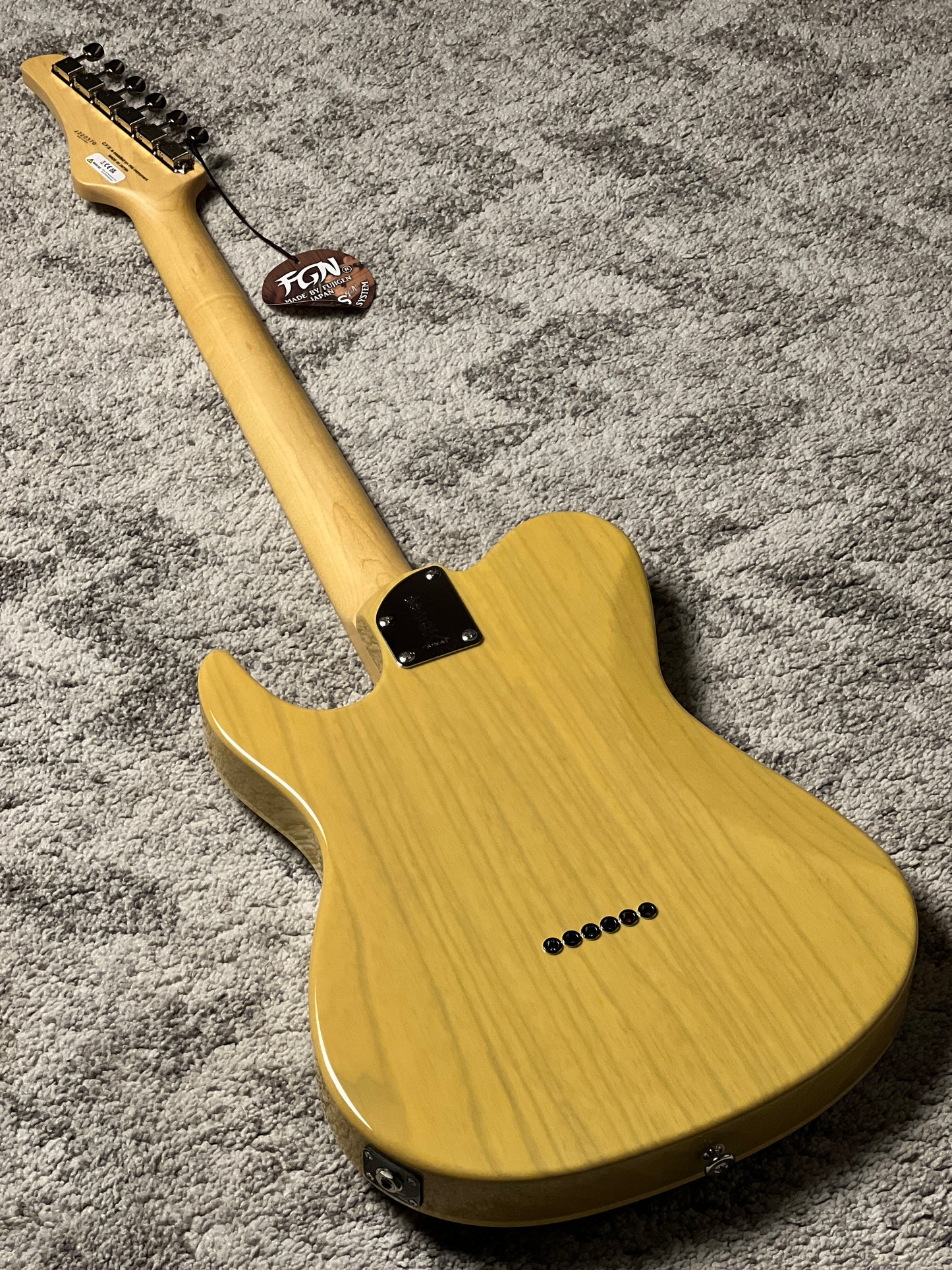 Fujigen FGN Iliad JIL2-ASH-M/OWB in Off White Blonde