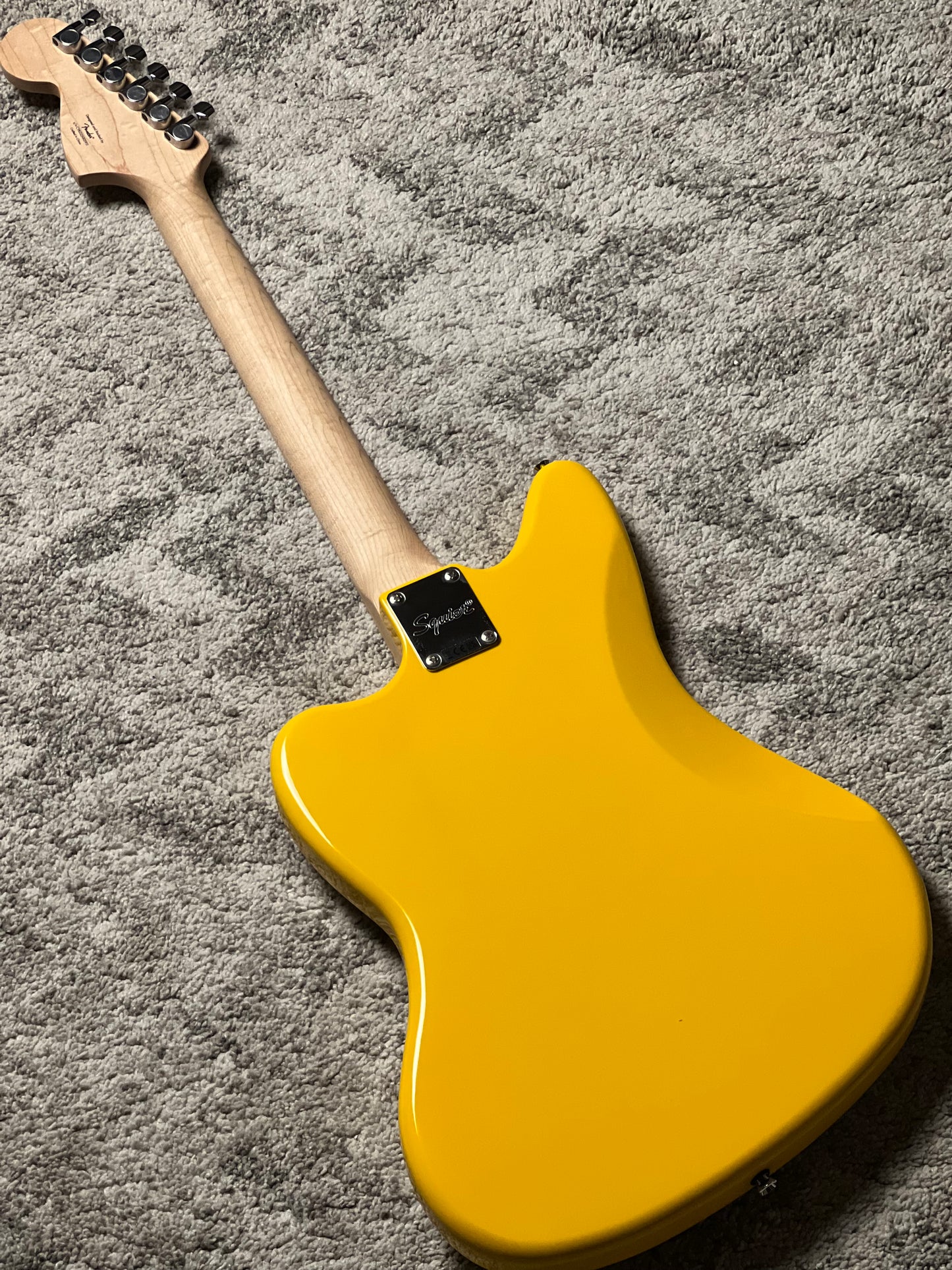 Squier FSR Affinity Series Jaguar with Maple FB in Graffity Yellow