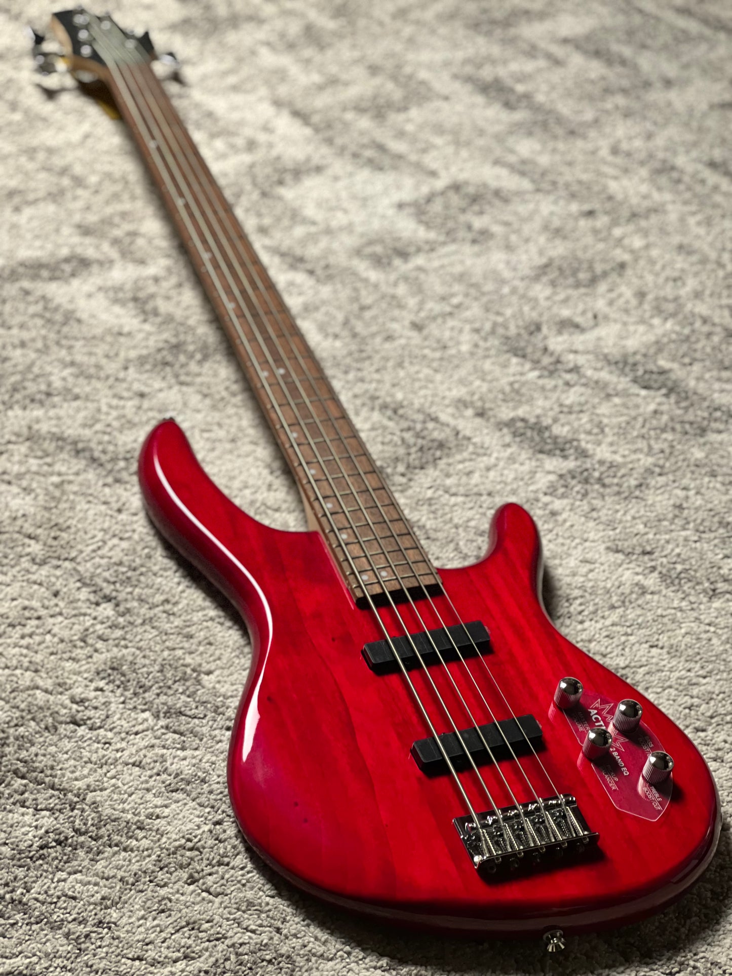 Cort Bass Action V Plus TR in Torino Red