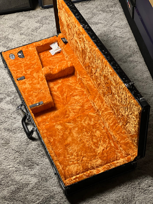 Fender Waylon Jennings Stratocaster/Telecaster Case Black Tooled Leath