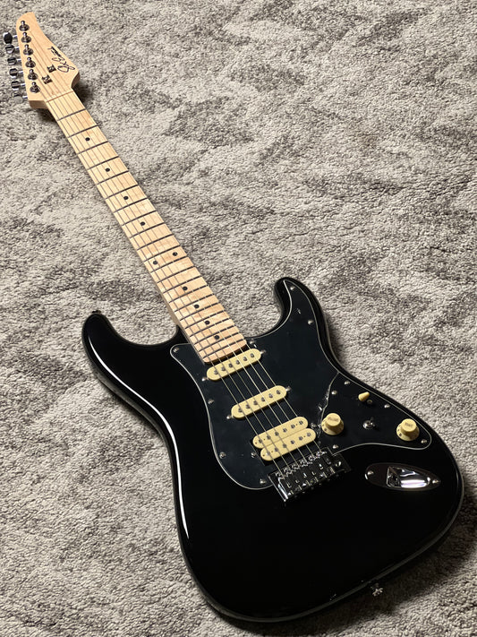 SLX Hawk Classic Essentials 22 HSS with Rosewood FB in Black