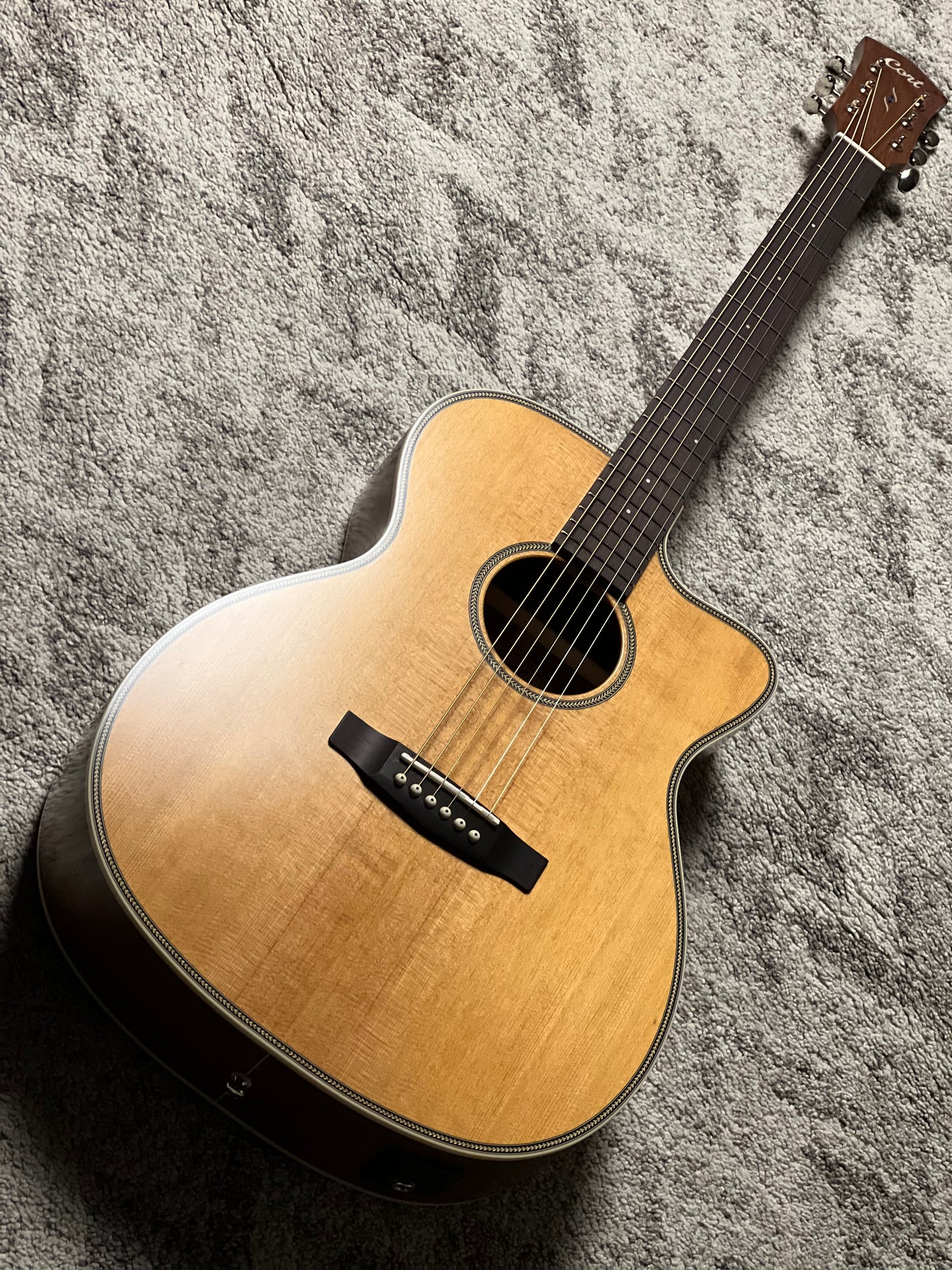Cort Essence ES-OC4-NSG Acoustic Guitar, Natural Semi Gloss