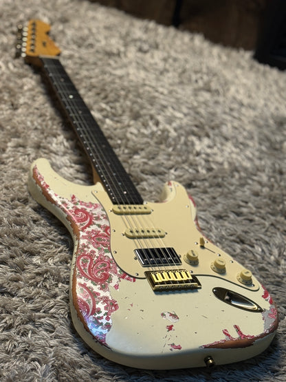 Dhatarattha Classic DST HSS in Vintage White Over Pink Paisley with Rosewood FB and Nitrocellulose Lacquer Relic