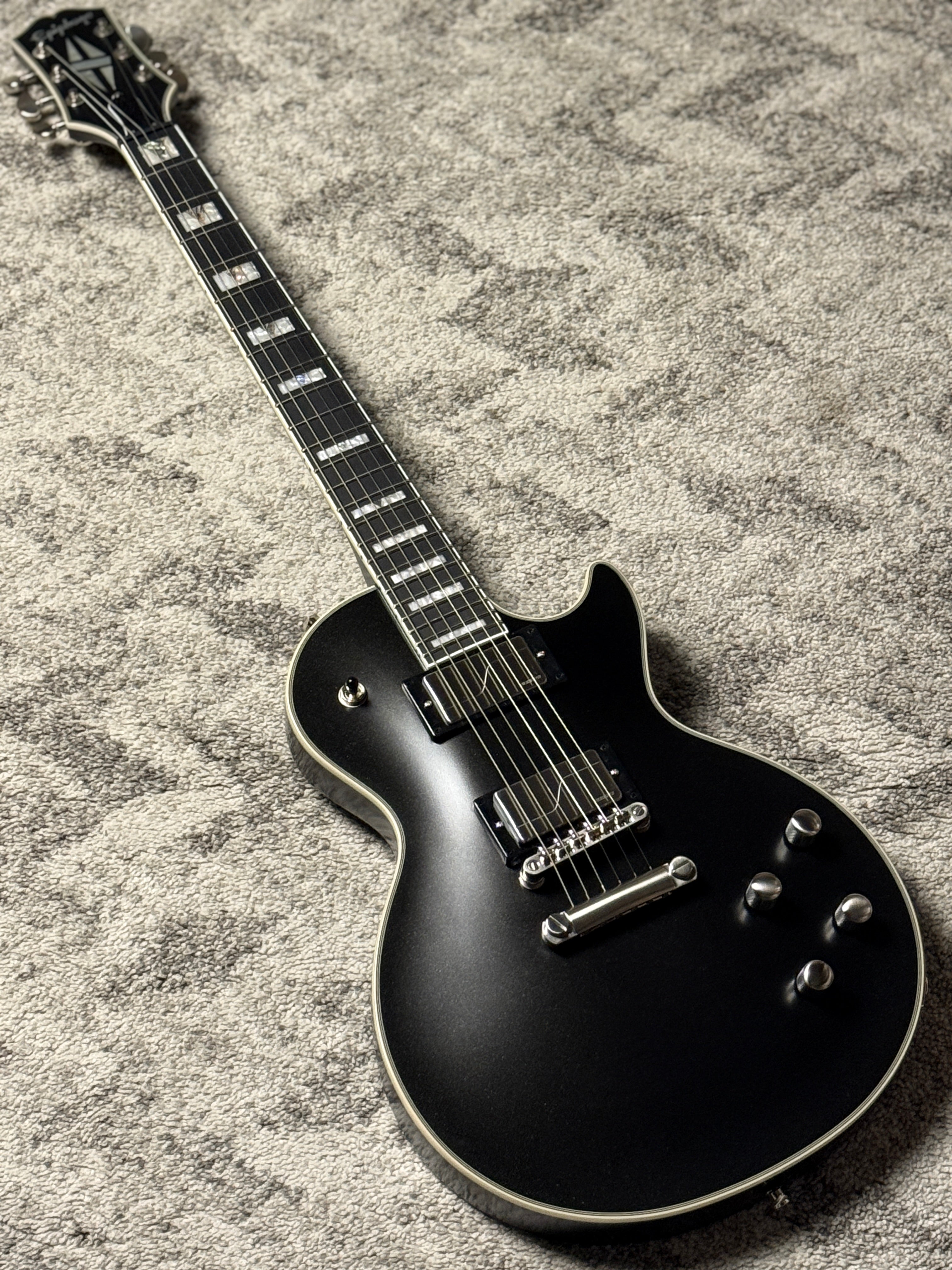 Epiphone Les Paul Prophecy in Aged Jet Black Metallic