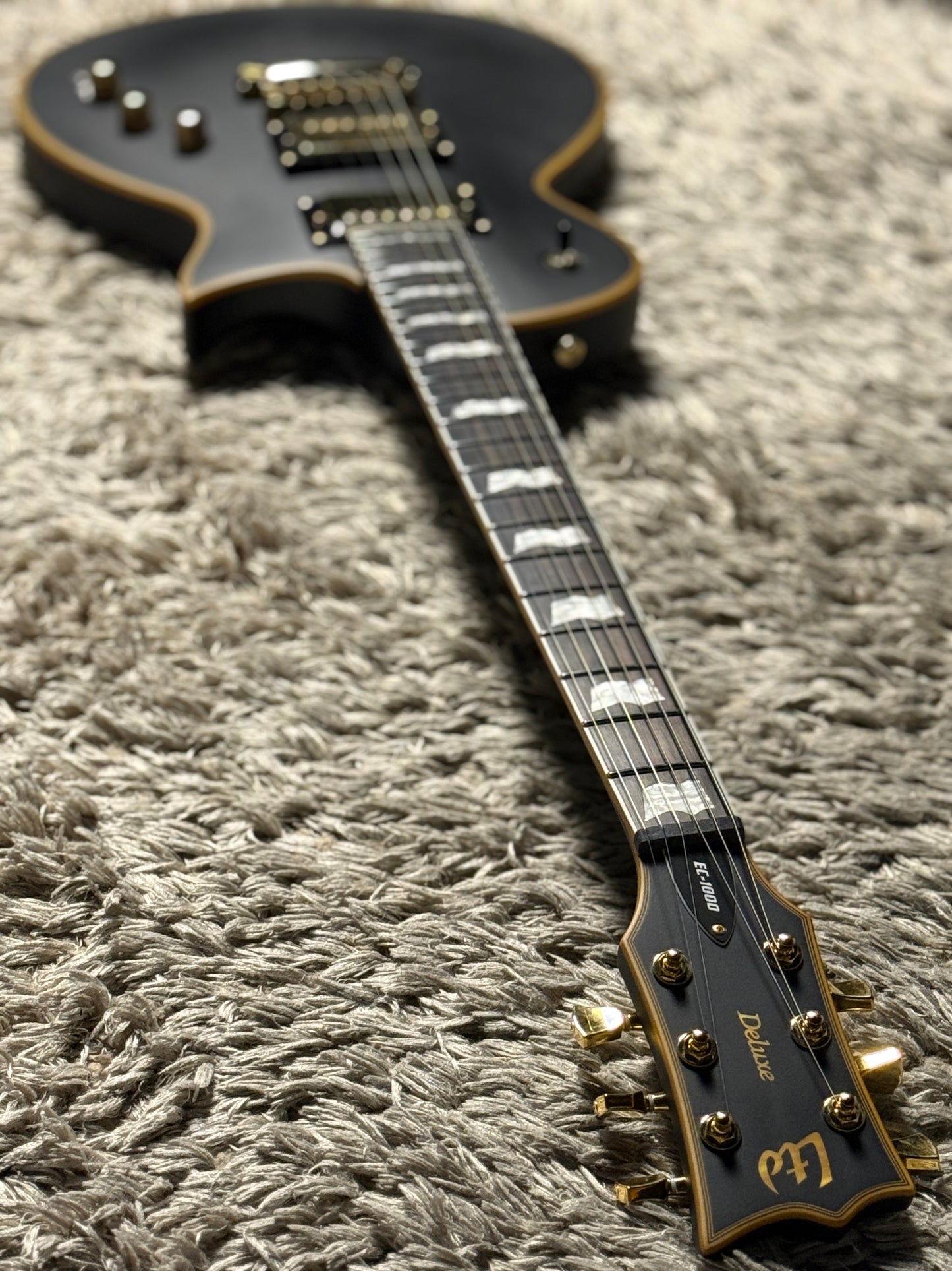 ESP LTD EC-1000 with Seymour Duncan in Vintage Black W24080611