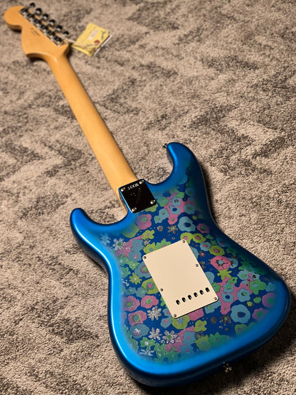 Fender MIJ Limited Stratocaster with Maple FB in Blue Flower JD25026963