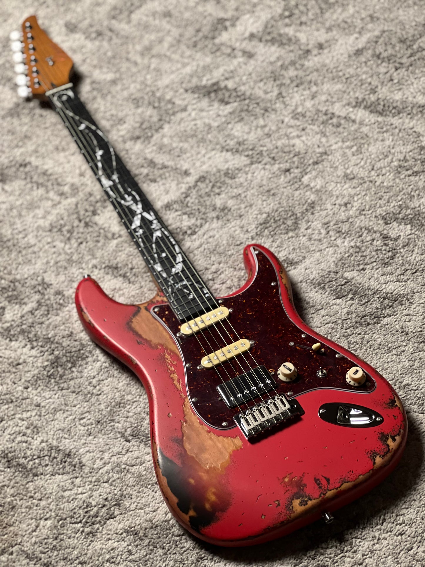 Dhatarattha Classic DST HSS in Fiesta Red Over Sunburst with Rosewood FB and Vines Artwork Inlay