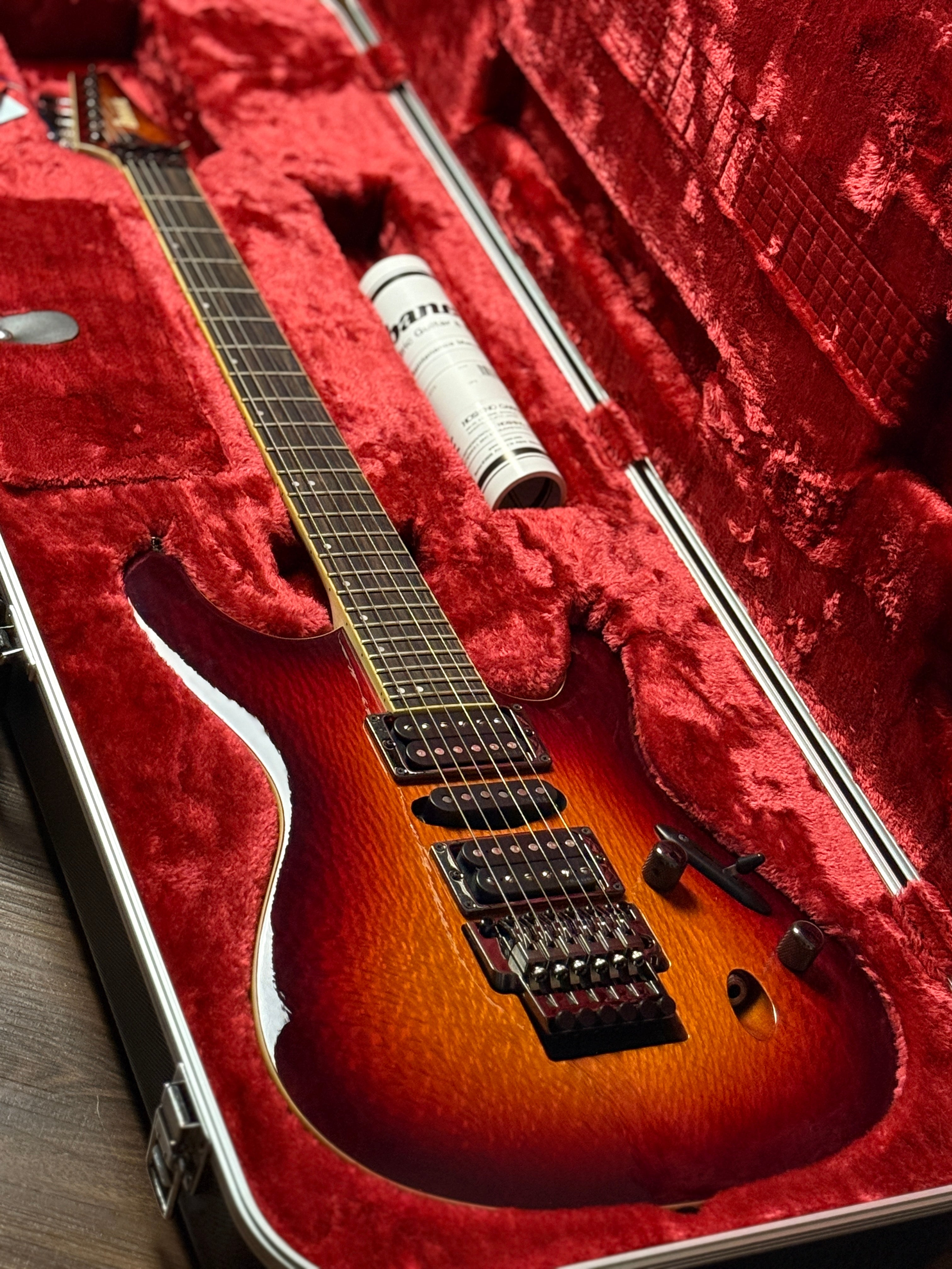 Ibanez Sシリーズ エレキギター サンバースト Ibanez S Premium 6-String Electric Guitar with Bag (Cerulean Blue