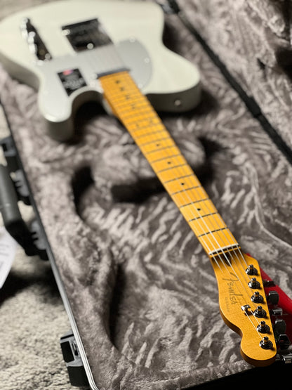 Fender American Ultra II Telecaster with Maple FB in Avalanche US24063338
