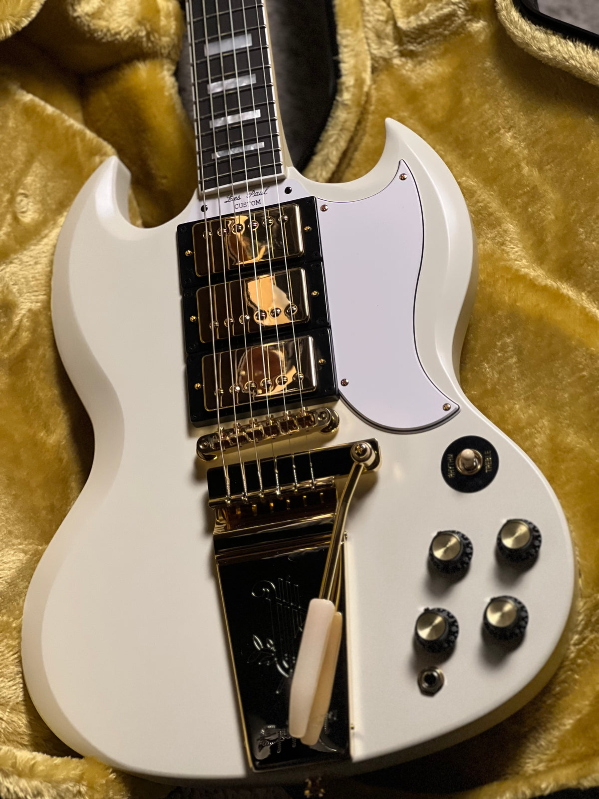 Epiphone 1963 Les Paul SG Custom With Maestro Vibrola in Classic White 26031520675