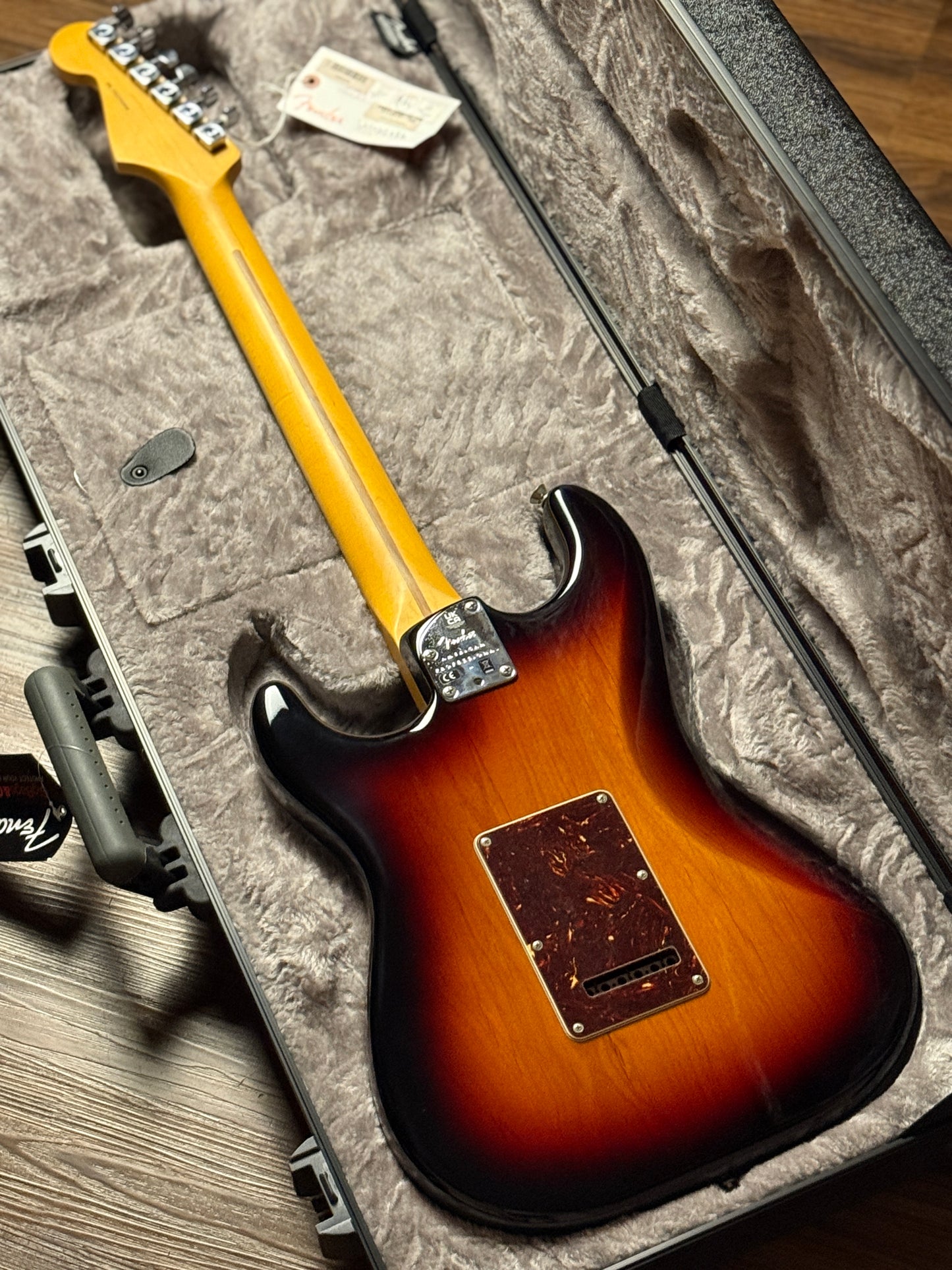 Fender American Professional II HSS Stratocaster With Maple FB In 3-Tone Sunburst US22102686