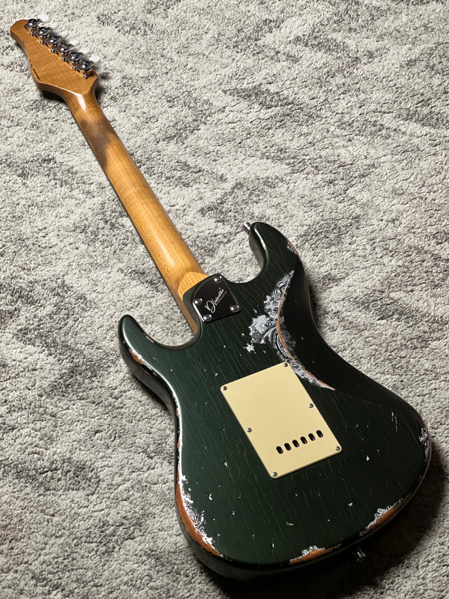 Dhatarattha Performance DST HSS in Godwood Green over Black Paisley with RW FB and Nitrocellulose Lacquer Relic