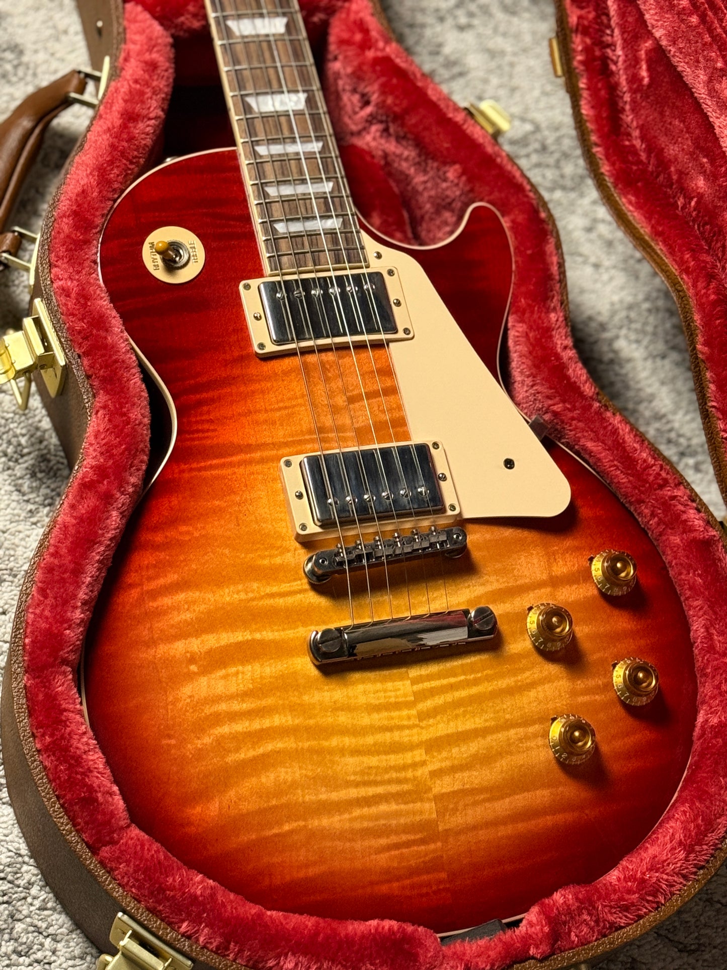 Gibson Les Paul Standard 50s Original Collection in Heritage Cherry Sunburst 220130325