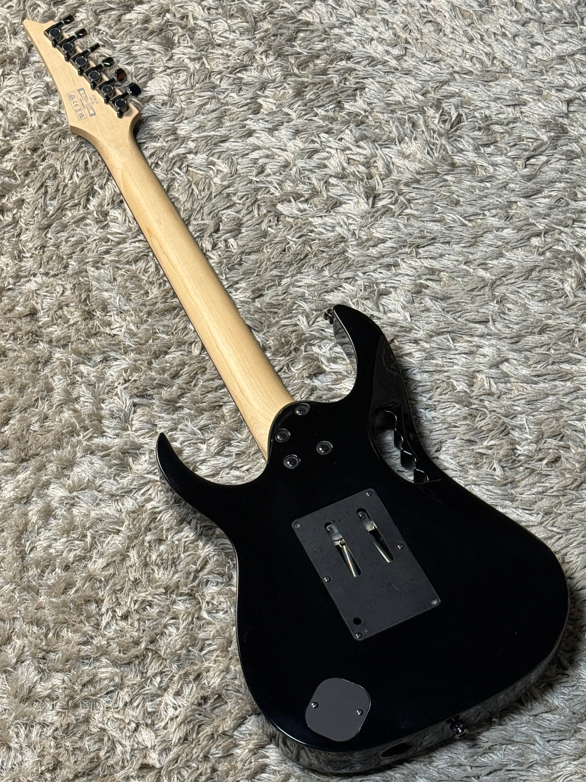 Ibanez Steve Vai JEM-JR in Black I260815026 (USED)