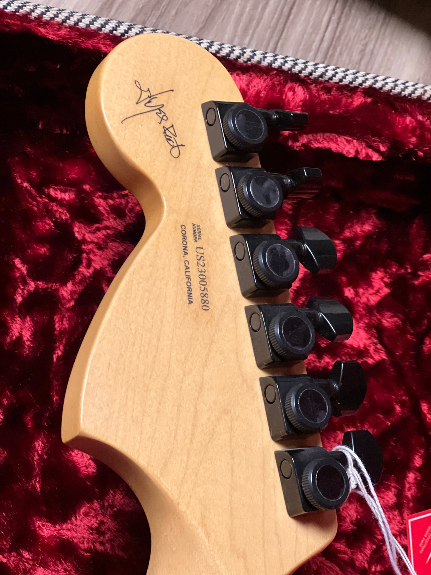 Fender Artist Jim Root Jazzmaster with Ebony Neck in Flat Black US23005880