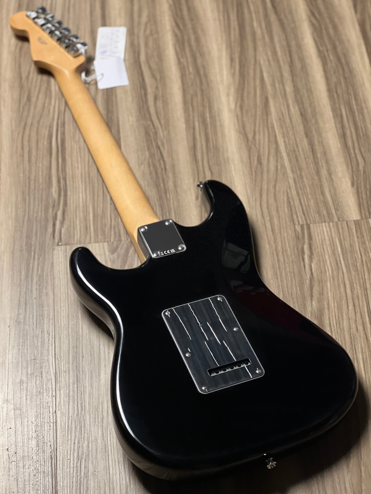 Fender Standard Stratocaster HSS with Laurel FB in Black