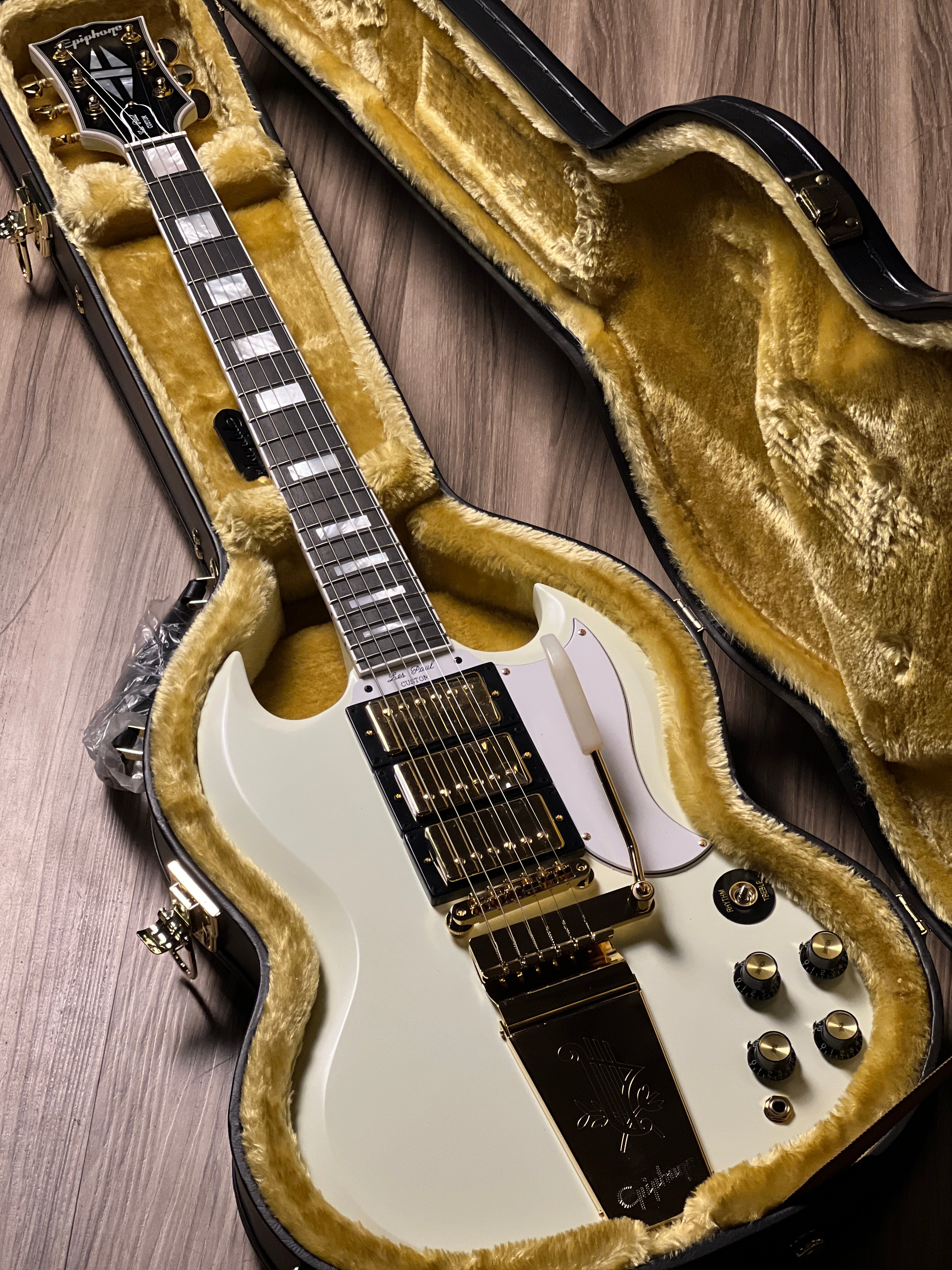 Epiphone 1963 SG Custom in Classic White VOS