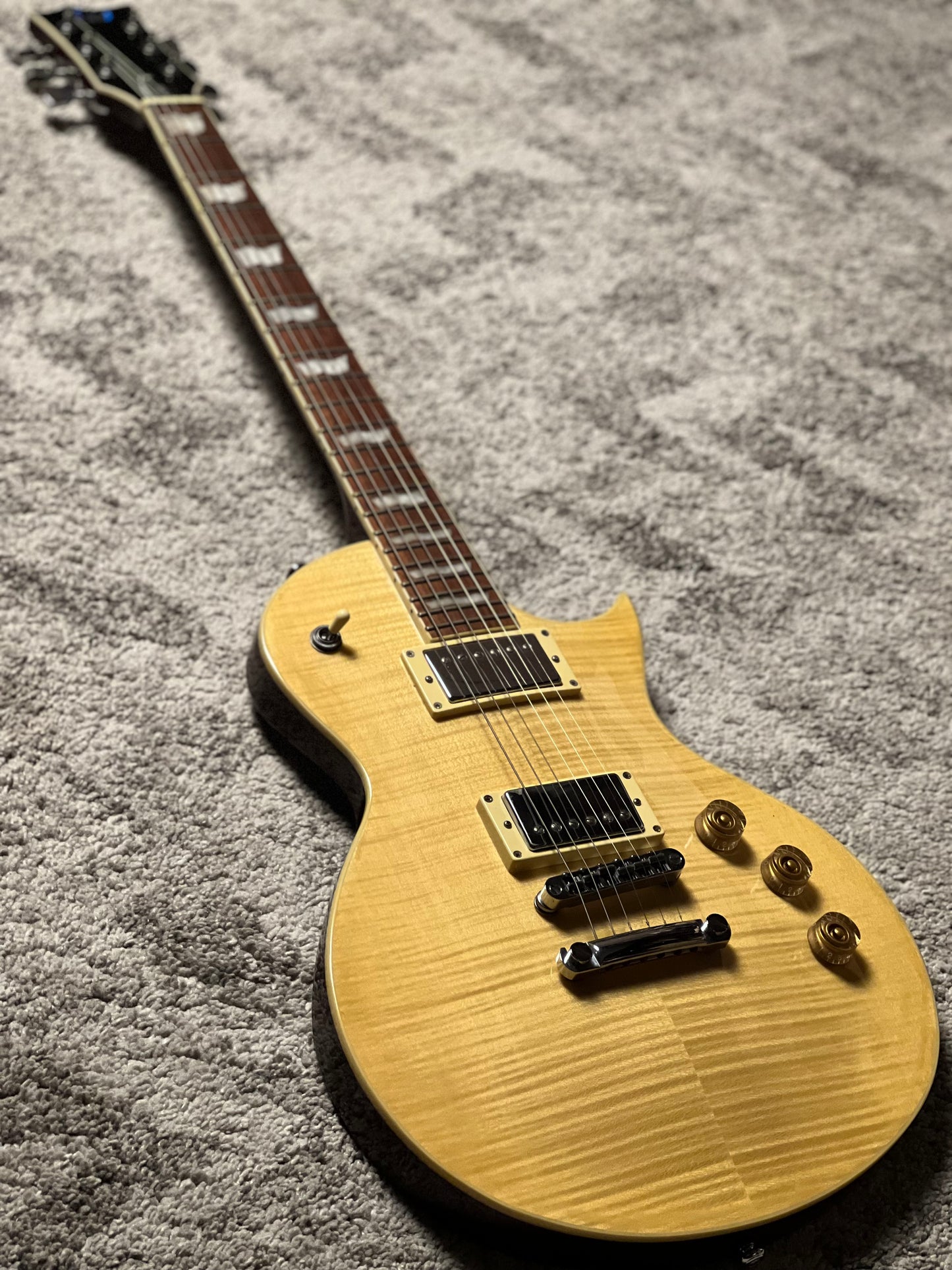 ESP LTD LEC-256VN  In Vintage Natural