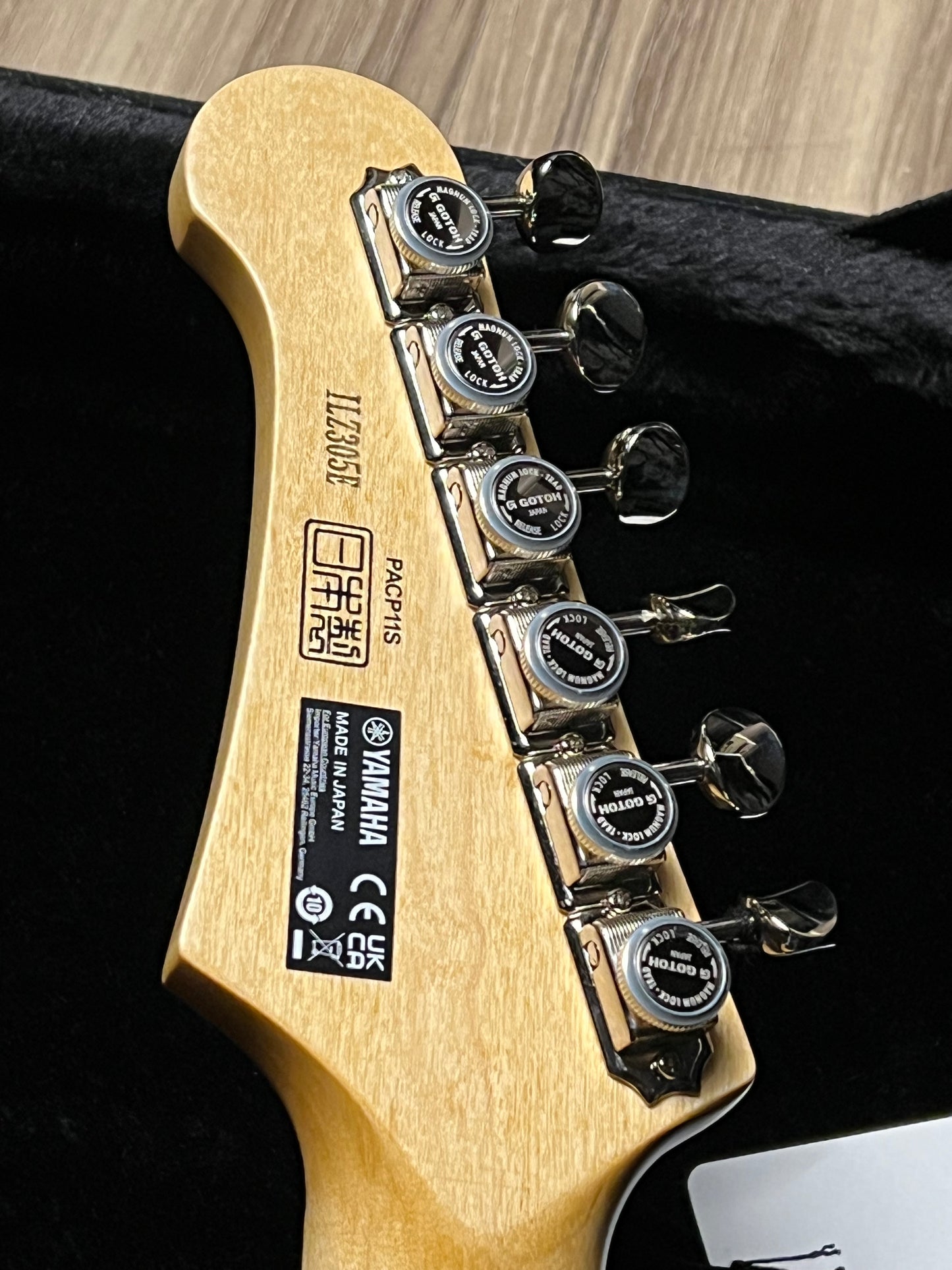 Yamaha PACP11S Pacifica SC Professional in Breeze Metallic Blue