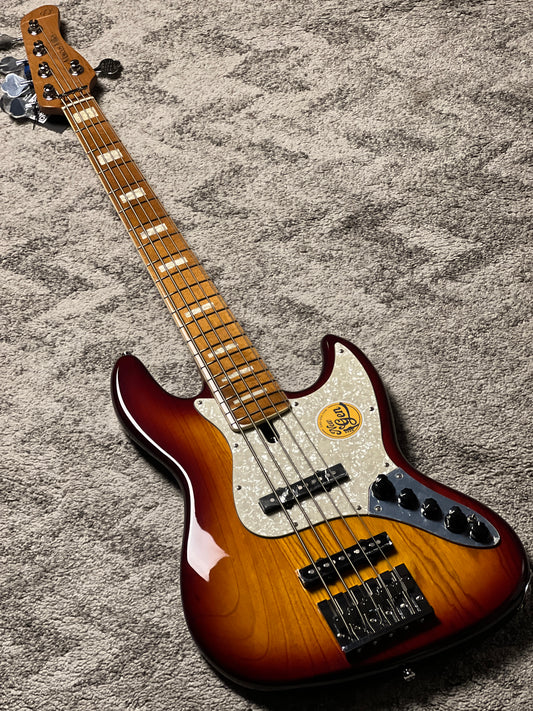 Sire Marcus Miller V8 5-string Swamp Ash Bass Guitar in Tobacco Sunburst