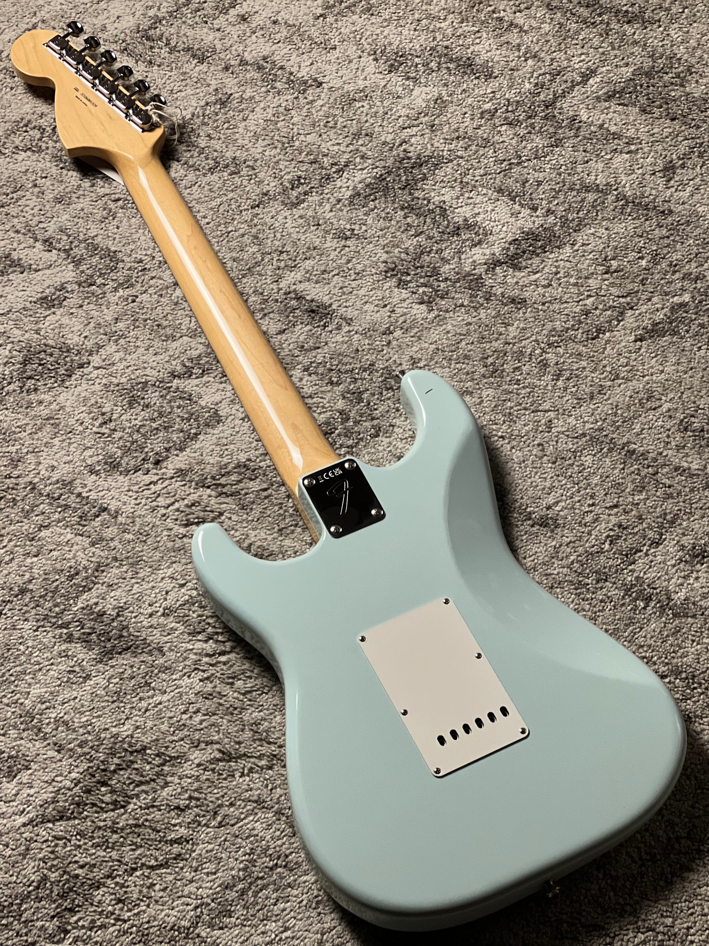 Fender Japan MIJ Traditional Late 60s Stratocaster with RW FB in Sonic Blue JD26001529
