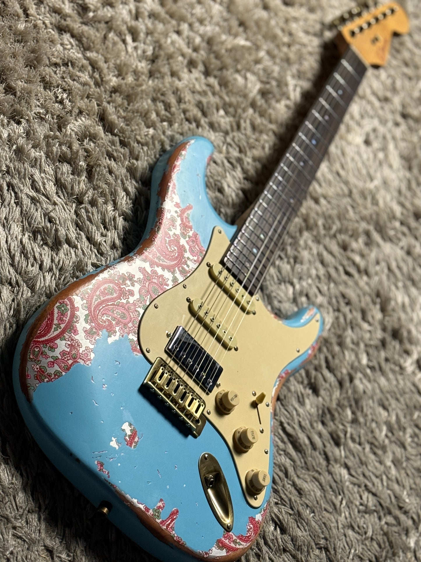 Dhatarattha Classic DST HSS in Sonic Blue over Pink Paisley with Rosewood FB and Nitrocellulose Lacquer Relic