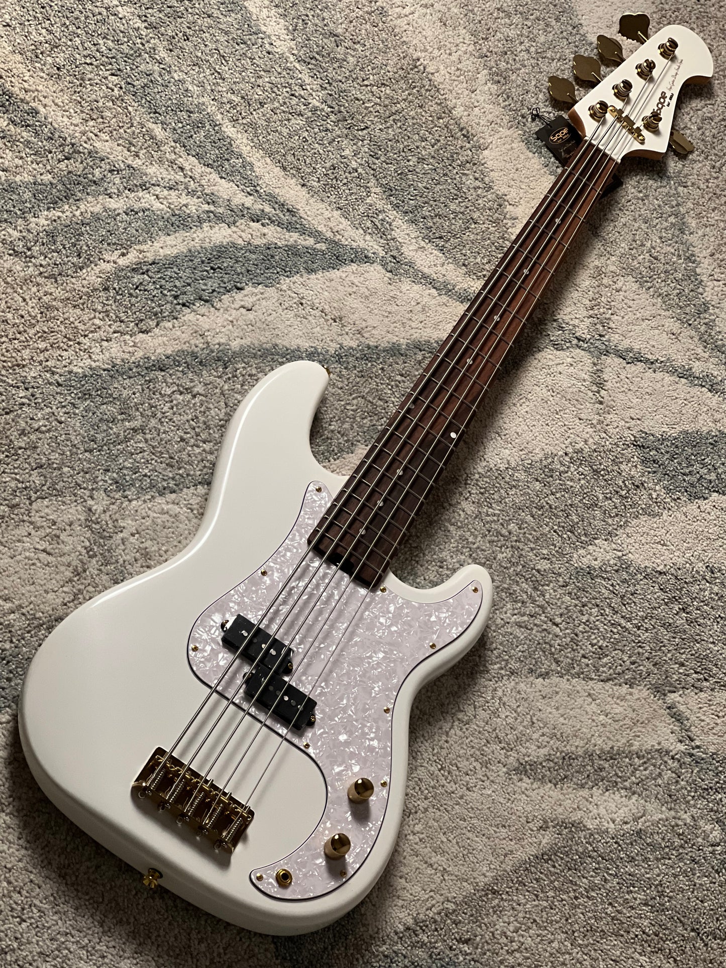 SQOE SPB659 in White