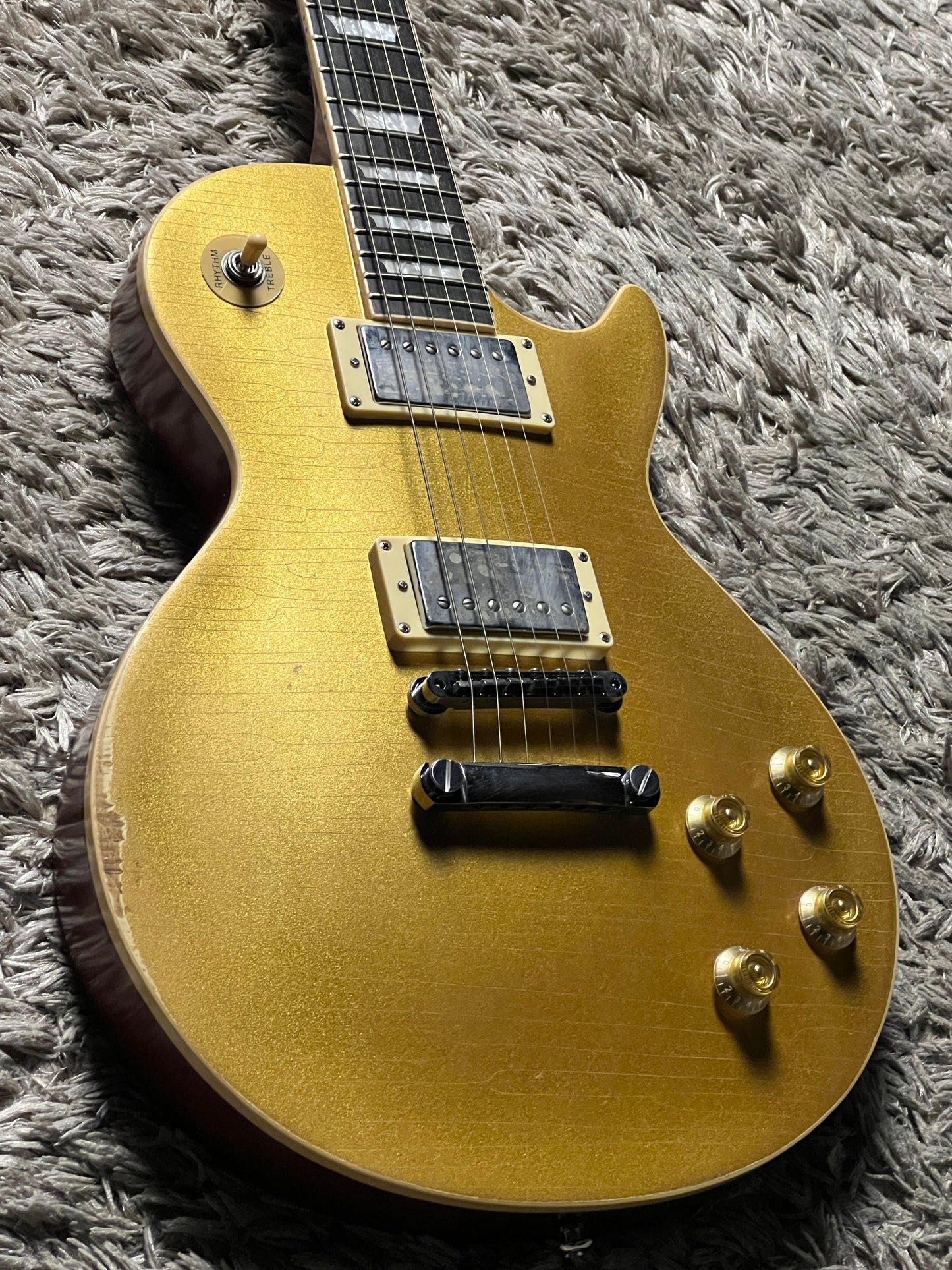 SLX Eagle Antique in Gold Top with Nitrocellulose Lacquer (Medium Relic)