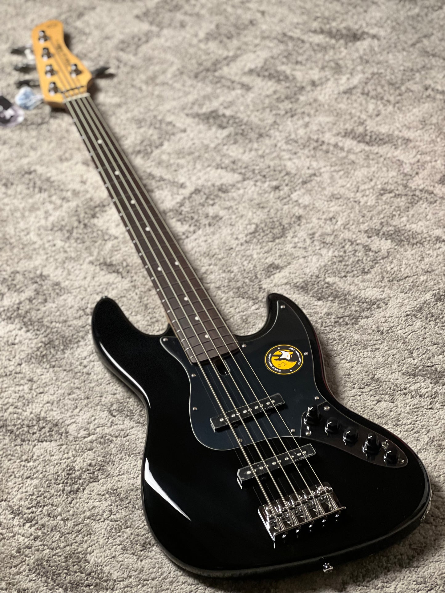 Sire Marcus Miller Bass V3-5 String 2nd Generation in Black