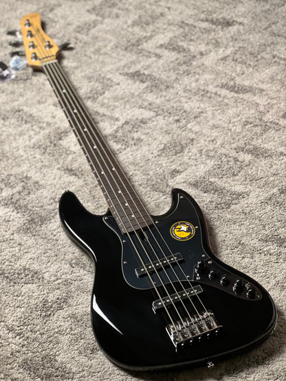 Sire Marcus Miller Bass V3-5 String 2nd Generation in Black
