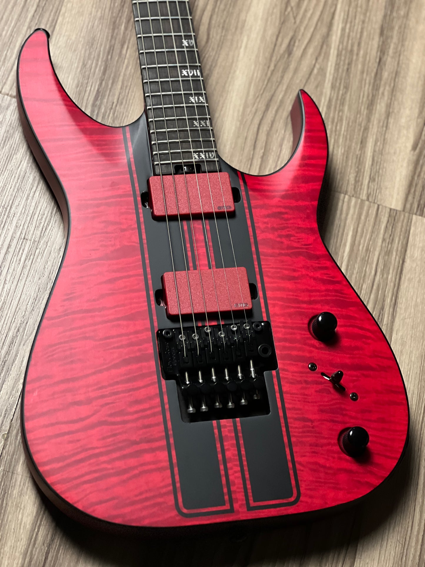 Schecter Banshee GT-6 FR In Satin Trans Red