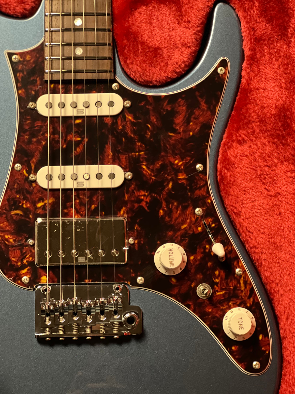 Ibanez Prestige AZ2204N in Prussian Blue Metallic F2530007