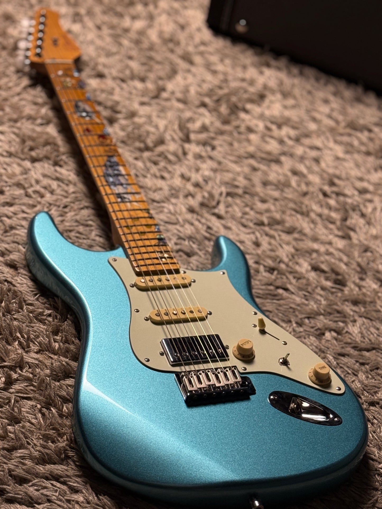 Dhatarattha Custom DST HSS in Ocean Turquoise Metallic with Roasted Maple FB and "Pacific Ocean" Inlay